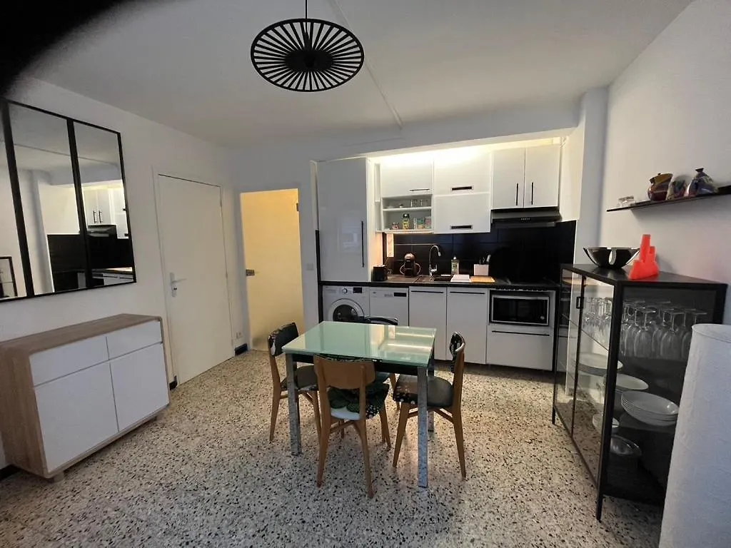 T2 Joliette Apartman Marseille Franciaország